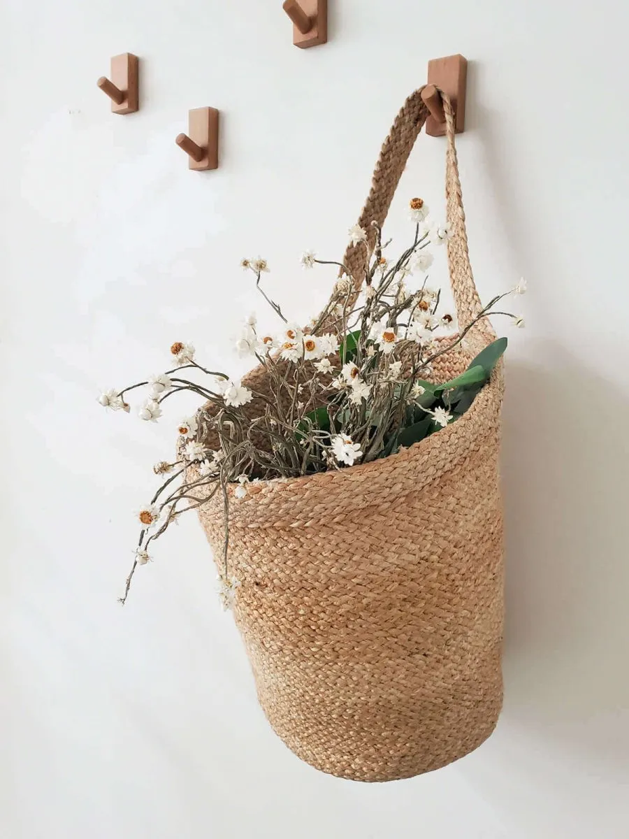Braided Jute Wall Hanging Basket – Chic Storage
