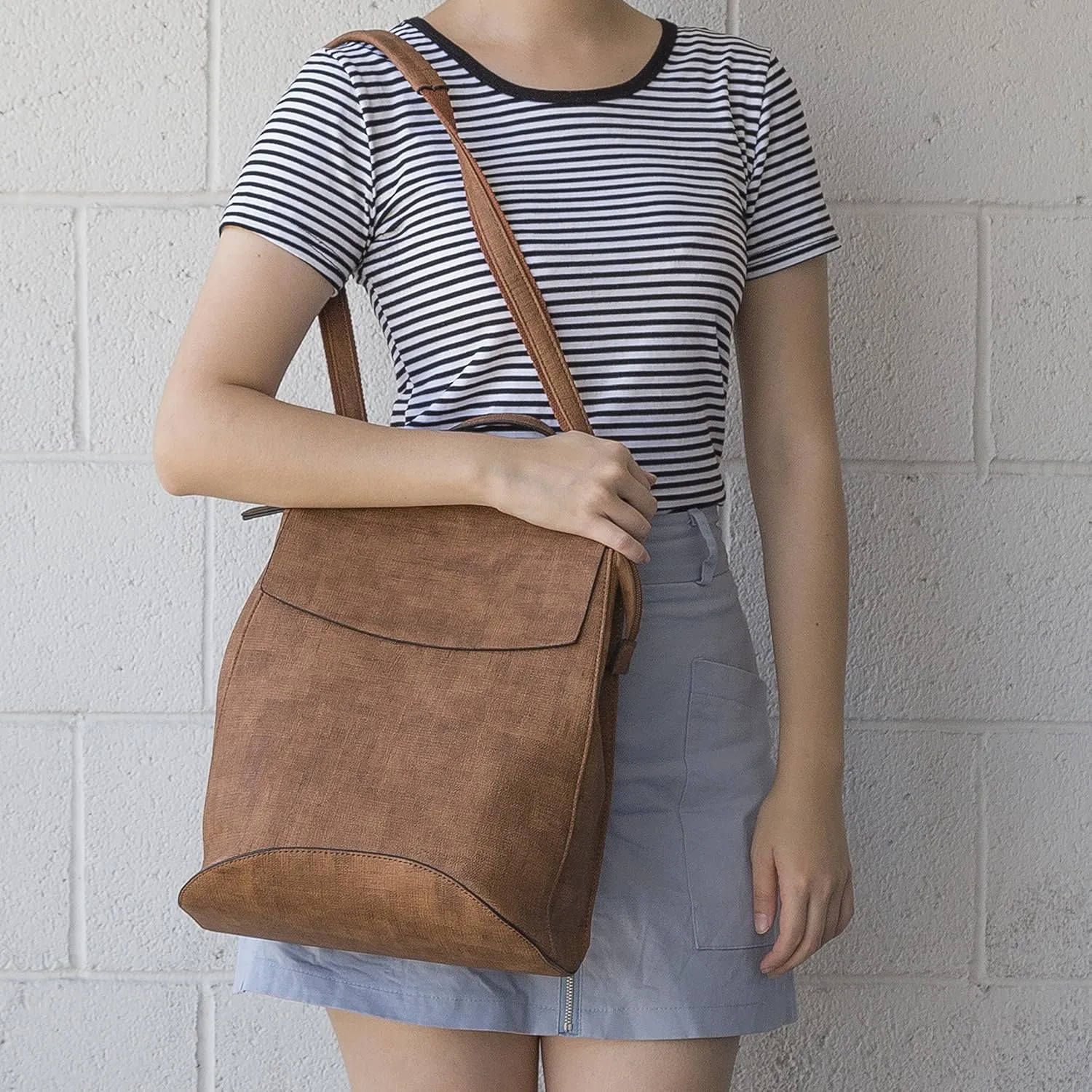 Fashion Convertible backpack Vegan Leather Travel Handbag Daily Shoulder Bag Multi Styles Colors (LightBrown_Croco)
