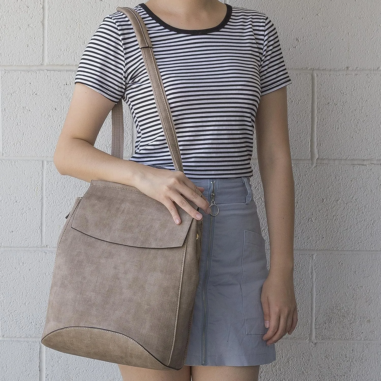 Fashion Convertible backpack Vegan Leather Travel Handbag Daily Shoulder Bag Multi Styles Colors (Stone_Croco)