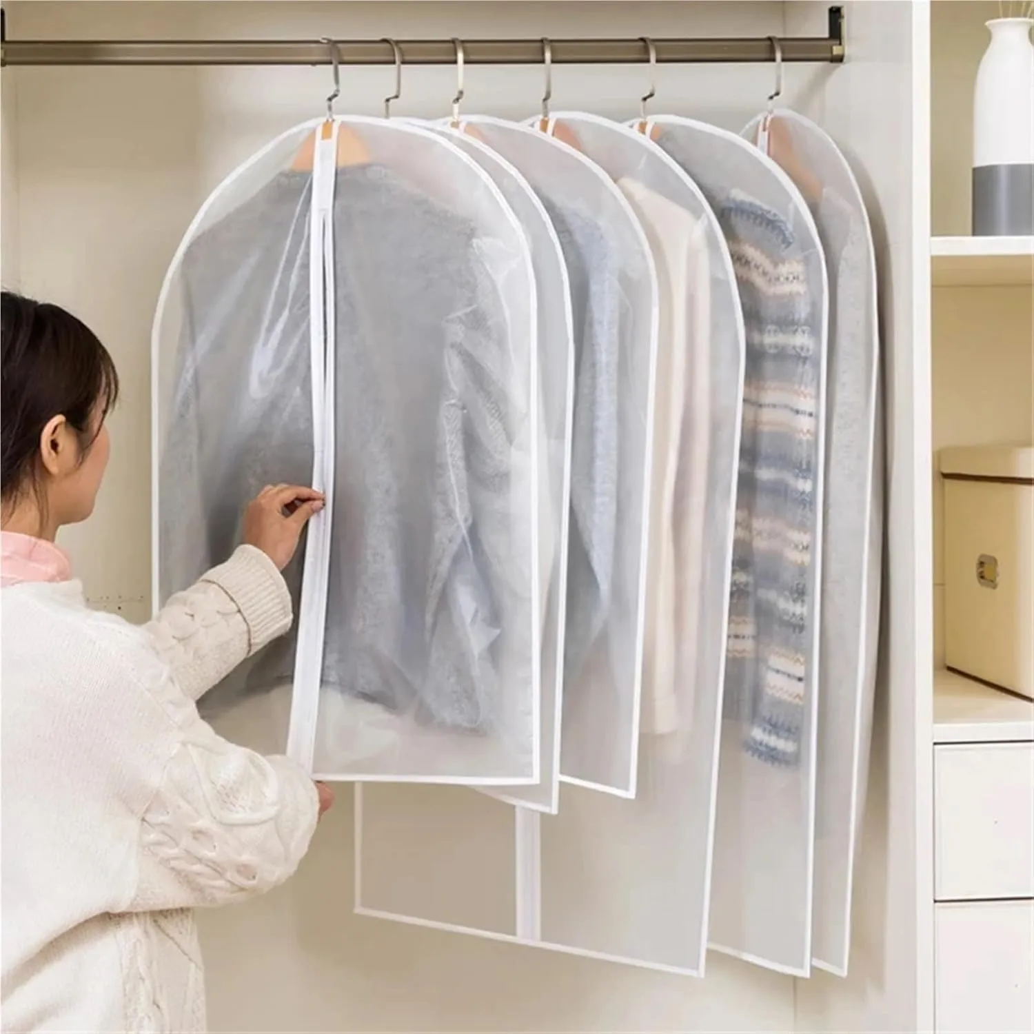 Hanging Garment Bag Dust proof Garment Protector Cover Bag Fully Enclosed Clothes Cover with Zipper Clothes Bags Hanging Clothes Storage Bag(60x120cm)