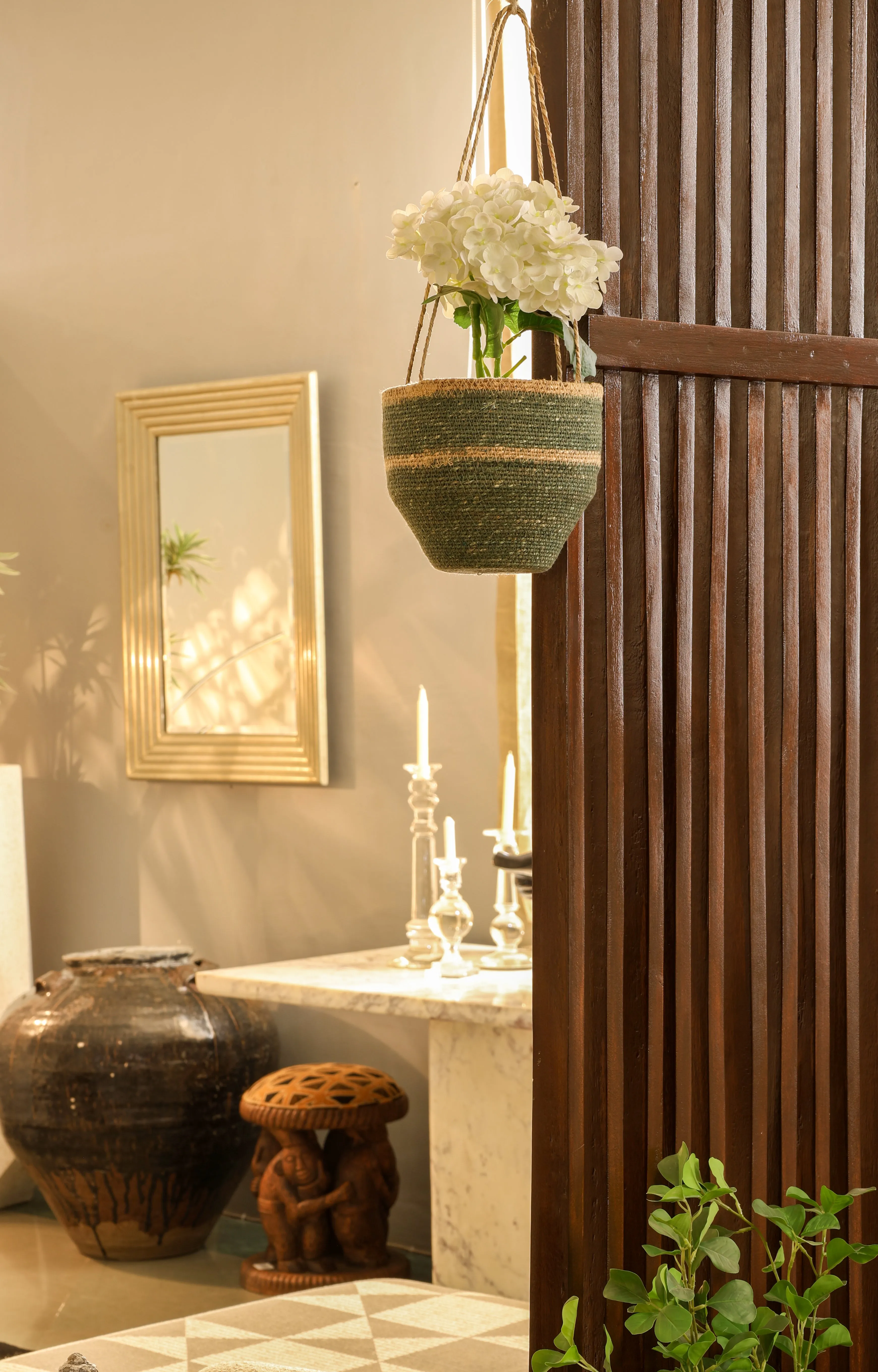 Hanging Seagrass Basket in Green