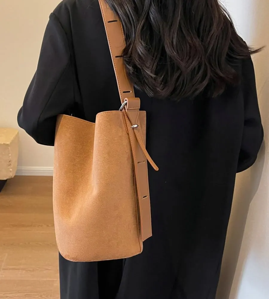 Hobo Bags for Women - Vegan Leather & Suede Designer Handbags - Hobo, Bucket & Tote Styles