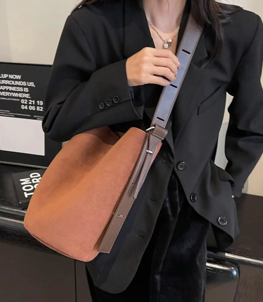 Hobo Bags for Women - Vegan Leather & Suede Designer Handbags - Hobo, Bucket & Tote Styles