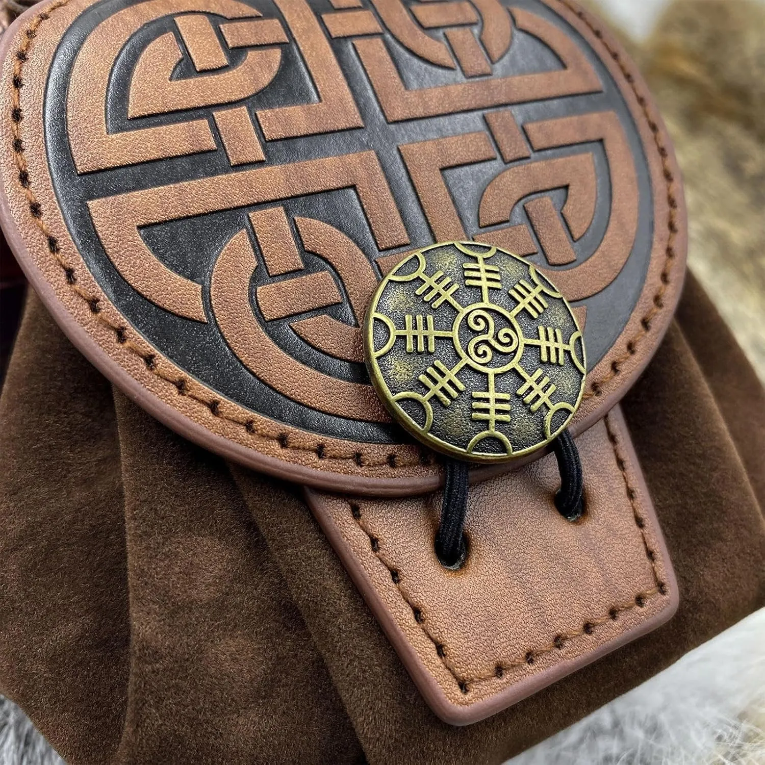 Old Styles Belt Bag for Women Man Medieval Wallets Small Cube Bag Embossed Coin Bag PU Leather Waist Bag Side Pack