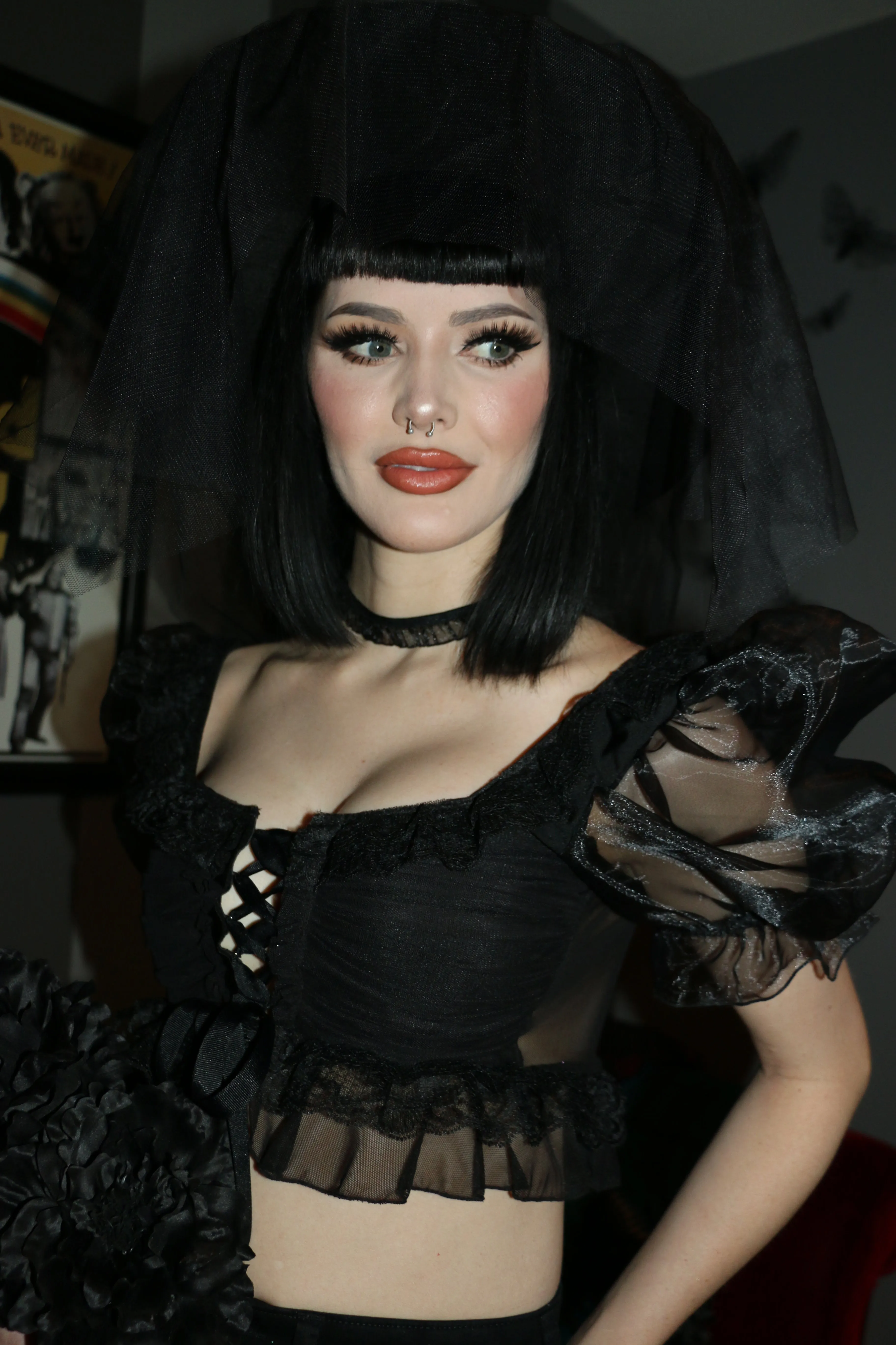 ROCOCO TOP WITH PUFF SLEEVE