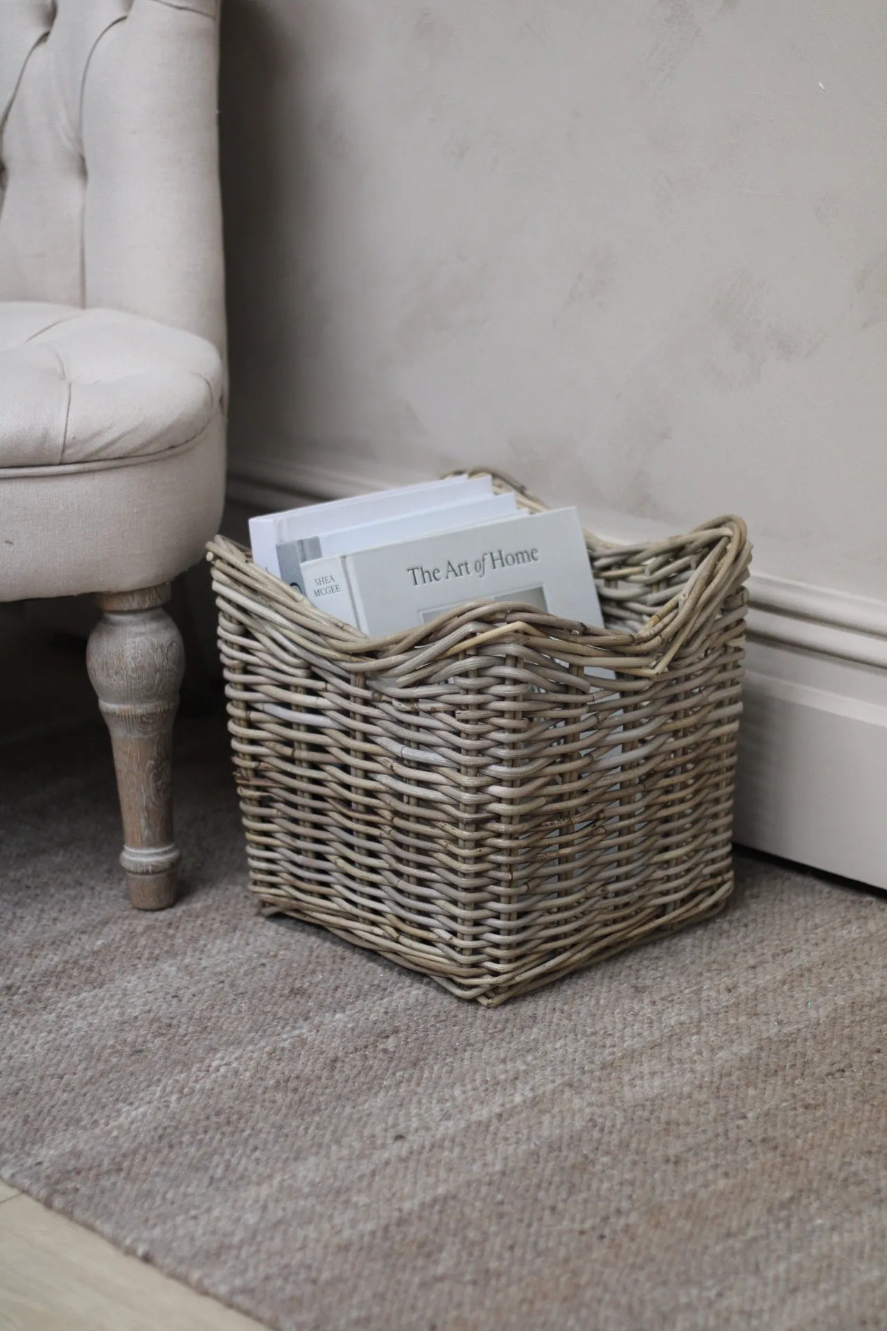 Small Wavy Top Rattan Willow Storage Basket