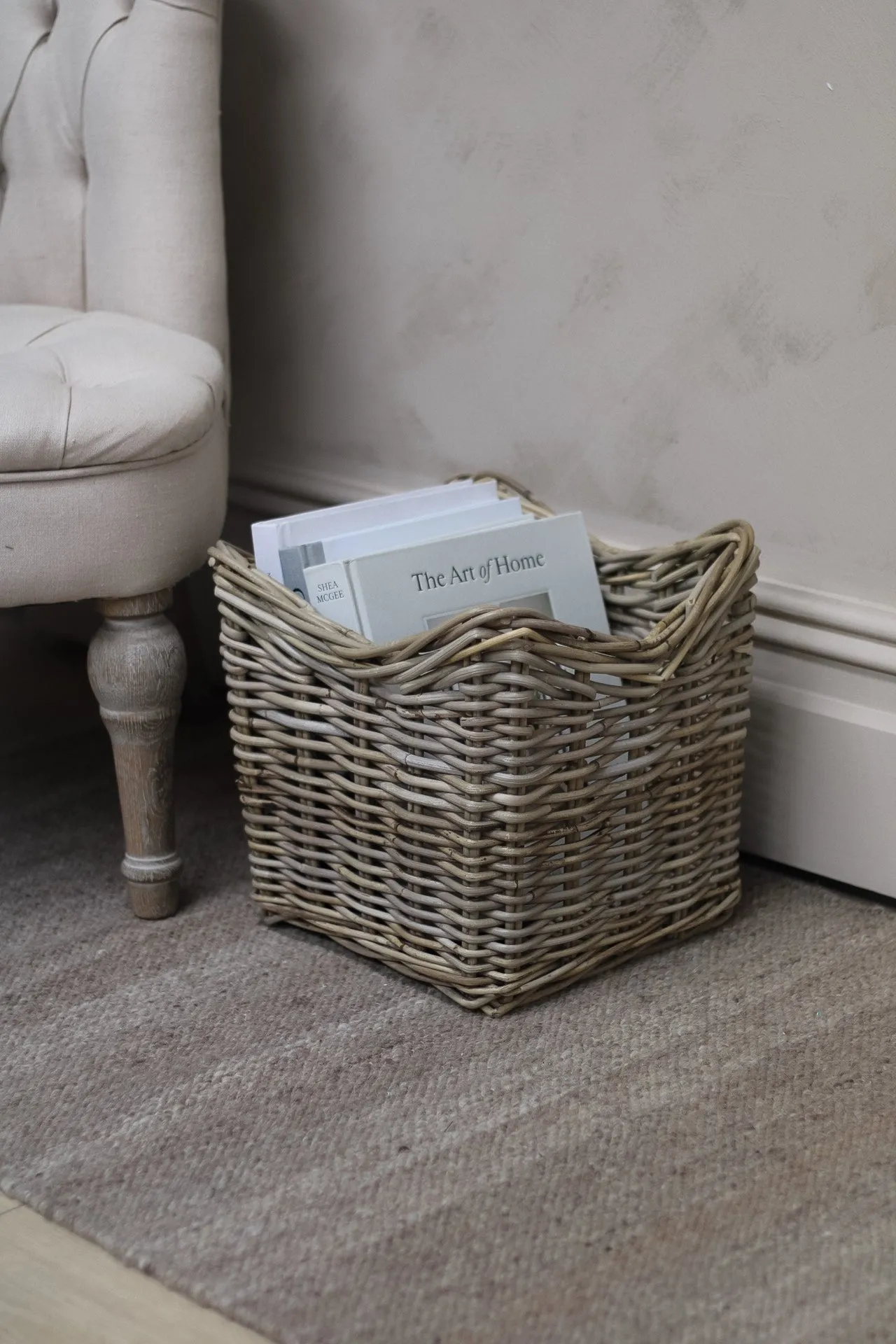 Small Wavy Top Rattan Willow Storage Basket