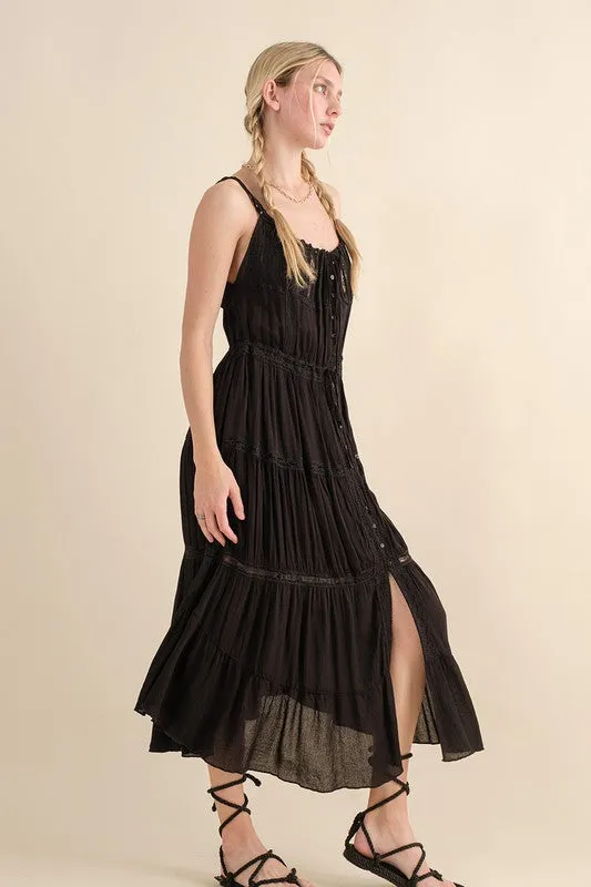 TIERED RUFFLE MAXI DRESS (BLACK)