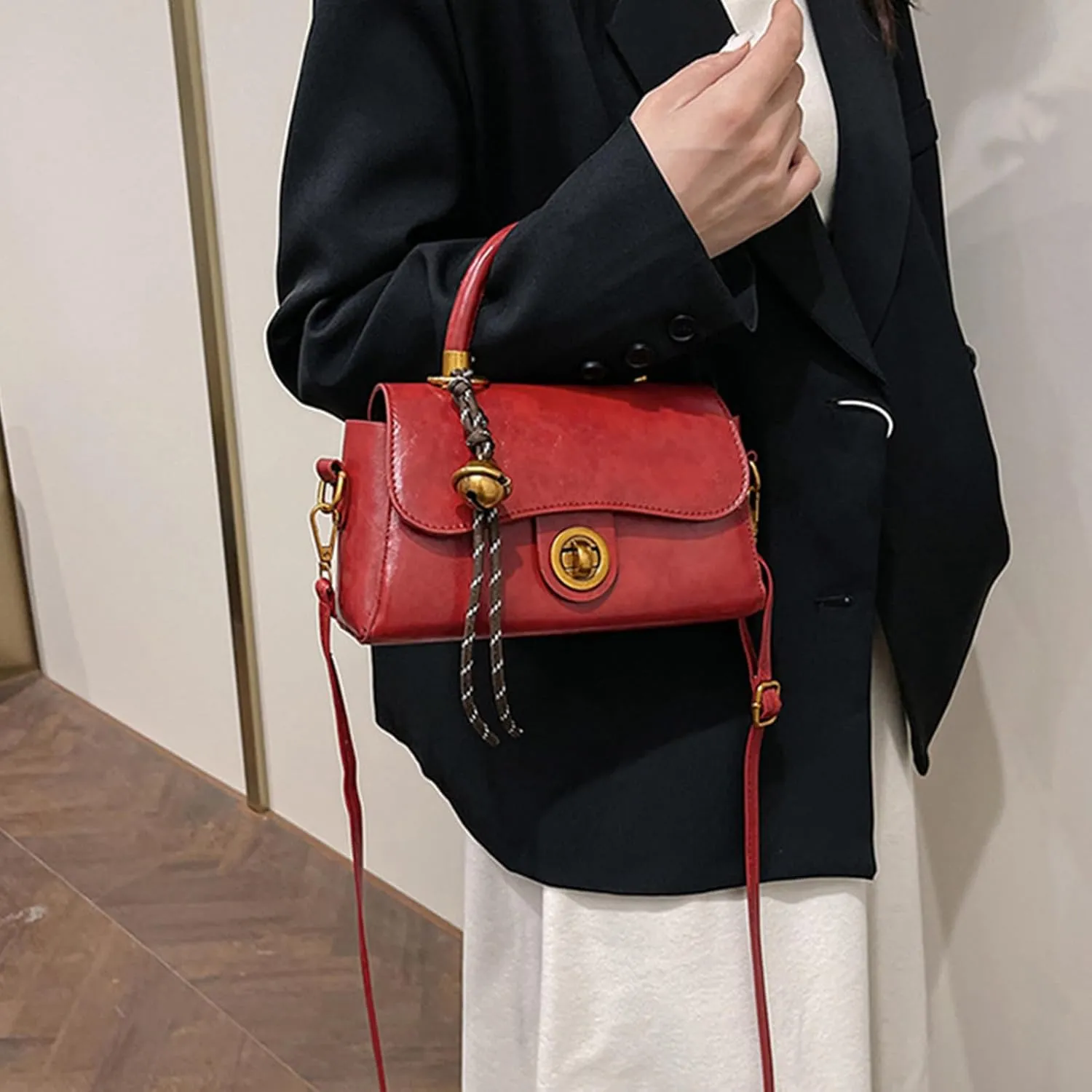Vintage Styles Commuters Handbag PU Leather Shoulder Purse Small Square Crossbody Bag for Everyday Use and Travel