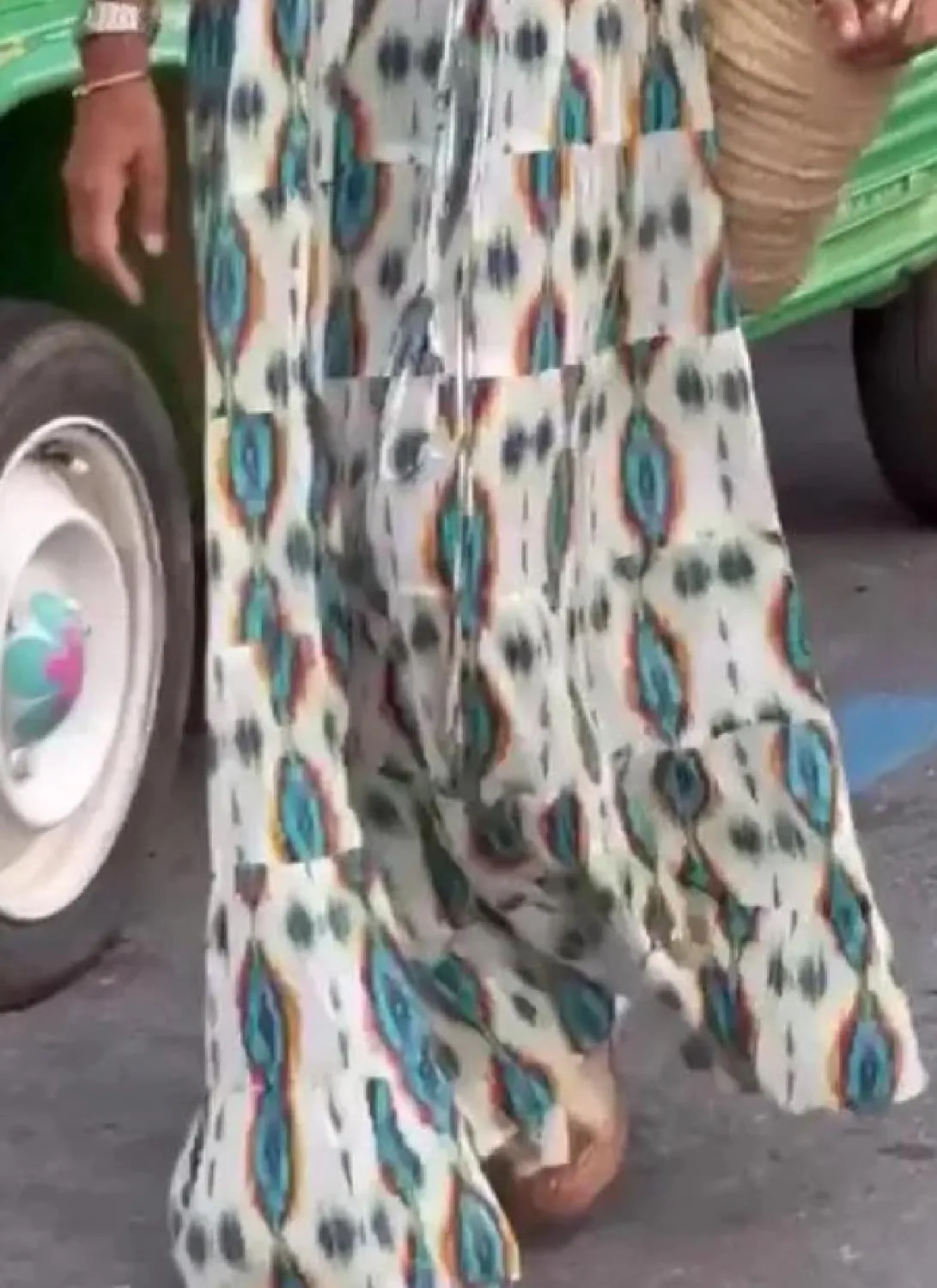 Women's Bohemian Maxi Dress V-Neck Long Sleeves Print Flowy Skirt Casual A-Line Spring Vacation Dresses